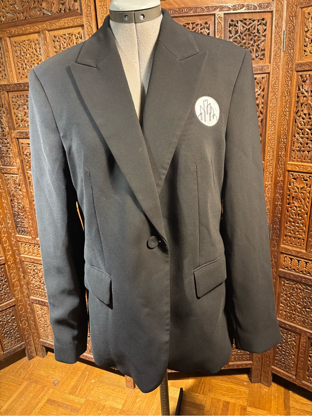Ming Wang Classic Black Blazer With City Outline Patch On Chest